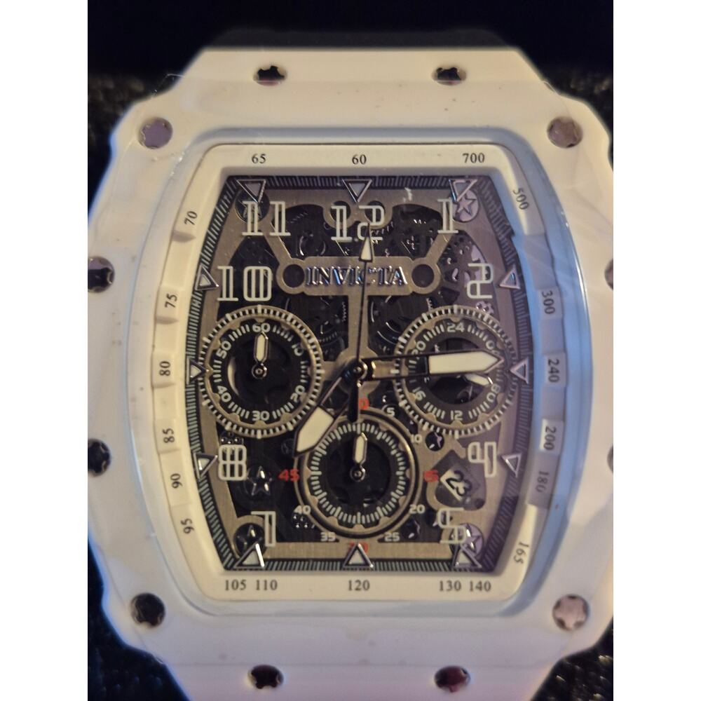 Invicta Autographed by F2 Drivers Racing Collection SKU 0567 - Picture 4 of 6